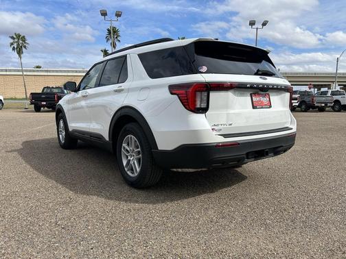 2026 Ford Explorer Active w/200A Pkg