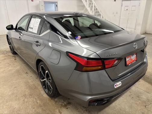 2023 Nissan Altima SR FWD