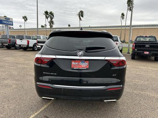 2022 Buick Enclave FWD Essence