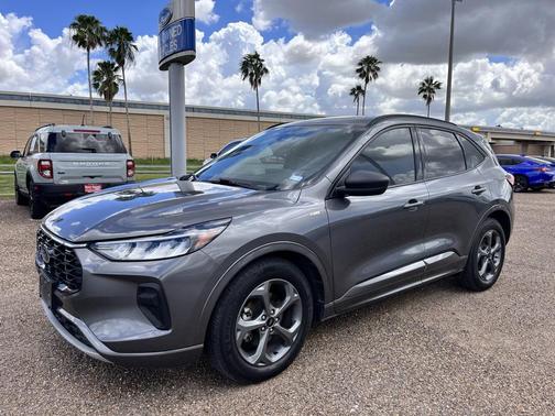2023 Ford Escape ST-Line