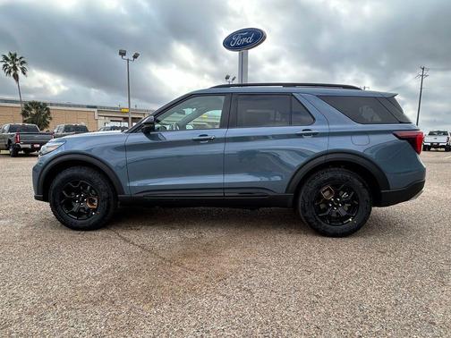 VAPOR BLUE 2026 Ford Explorer Tremor