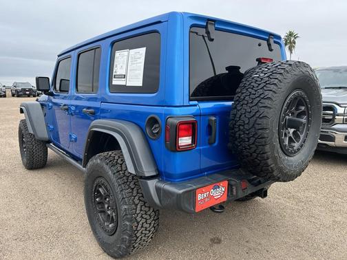 2022 Jeep Wrangler Unlimited High Tide 4x4