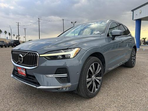 2022 Volvo XC60 B5 Inscription