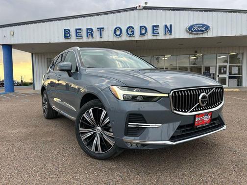 2022 Volvo XC60 B5 Inscription