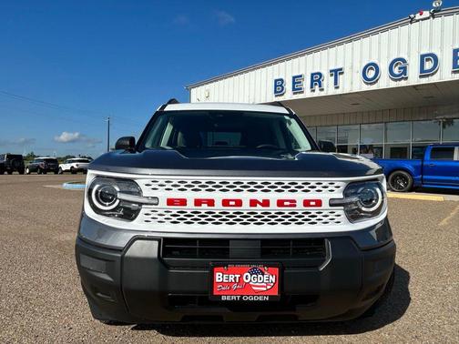CARBONIZED GRAY METALLIC 2026 Ford Bronco Sport Heritage