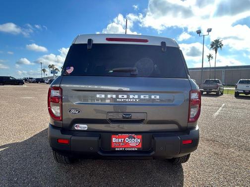 CARBONIZED GRAY METALLIC 2026 Ford Bronco Sport Heritage