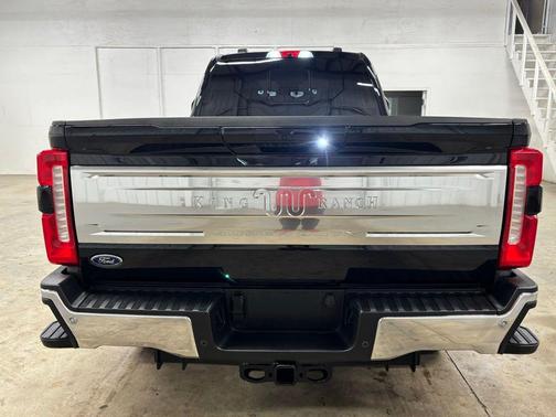 AGATE BLACK 2026 Ford F-350 King Ranch