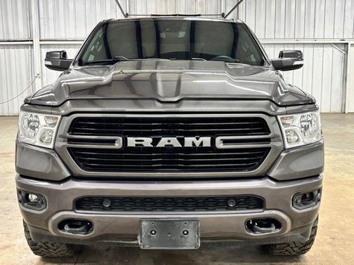 Granite Crystal Metallic Clearcoat 2020 RAM 1500 Big Horn/Lone Star