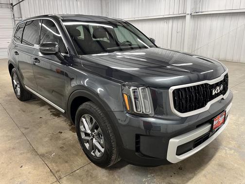 2024 Kia Telluride LX