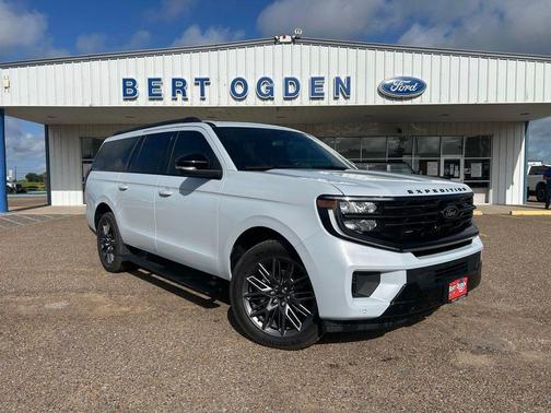 SPACE SILVER METALLIC 2026 Ford Expedition Max Platinum