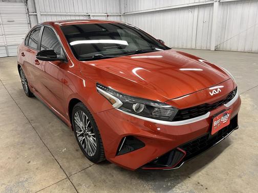 2022 Kia Forte GT-Line
