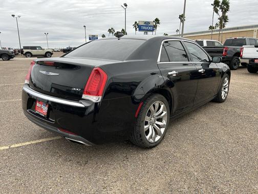 2019 Chrysler 300 Limited