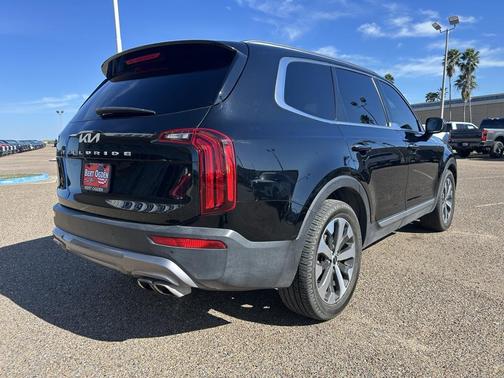 2022 Kia Telluride S