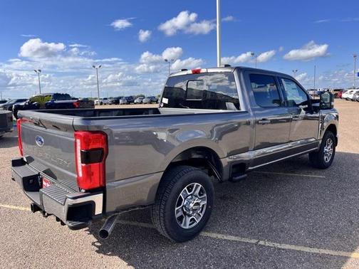 2026 Ford F-350 Lariat