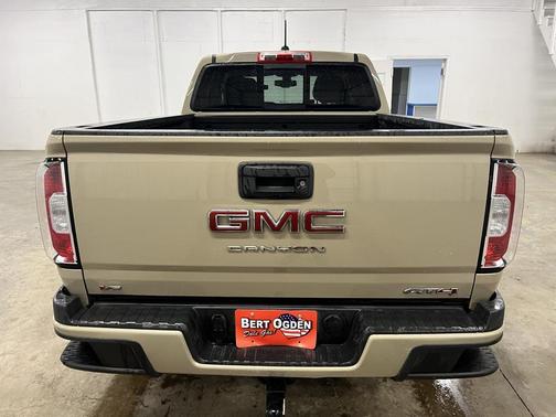 2022 GMC Canyon AT4