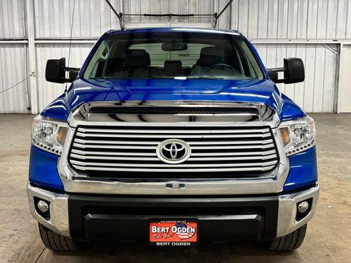 Blazing Blue Pearl 2016 Toyota Tundra Limited