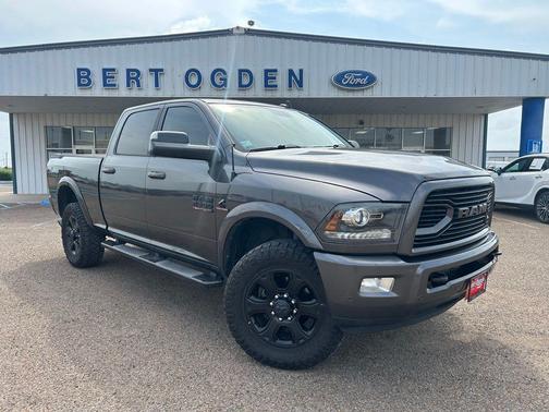 Granite Crystal Metallic Clearcoat 2018 RAM 2500 Laramie Crew Cab 4x4 6'4' Box