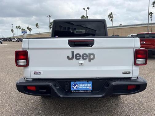 2023 Jeep Gladiator Overland