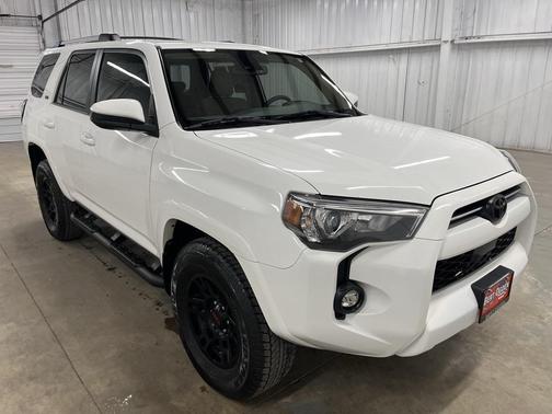 2023 Toyota 4Runner SR5