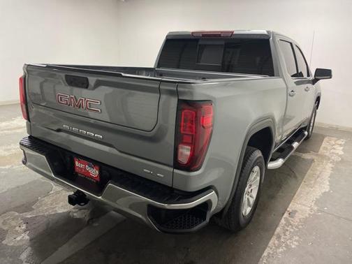 2024 GMC Sierra 1500 SLE