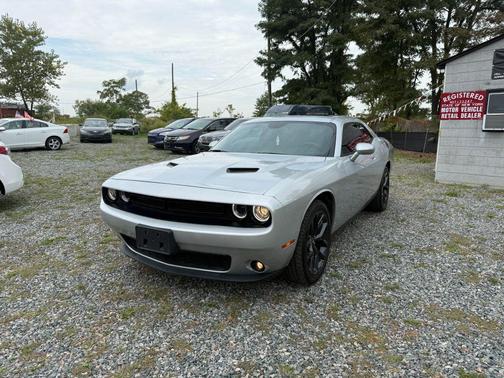 2023 Dodge Challenger SXT