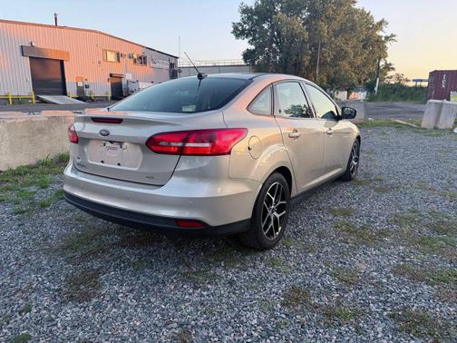 2018 Ford Focus SEL