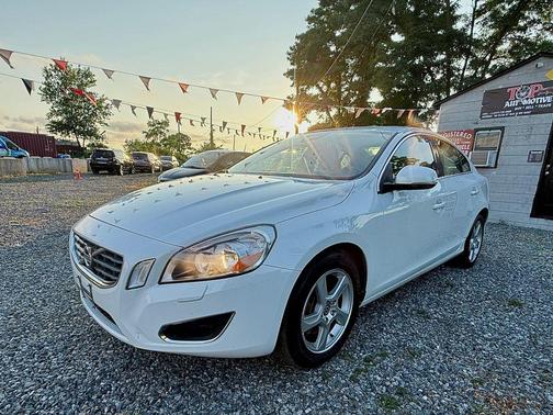 2013 Volvo S60 T5