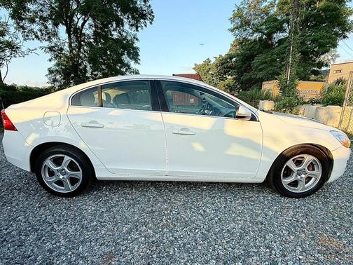 2013 Volvo S60 T5