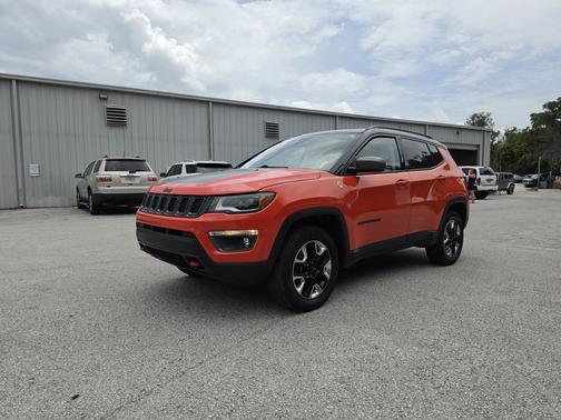 Orange 2018 Jeep Compass Trailhawk