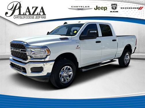 2024 RAM 2500 Tradesman Crew Cab 4x4 6'4' Box