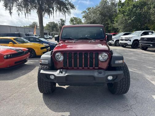 2021 Jeep Gladiator Sport