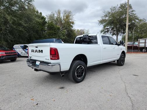 2025 RAM 3500 Laramie Crew Cab 4x4 8' Box