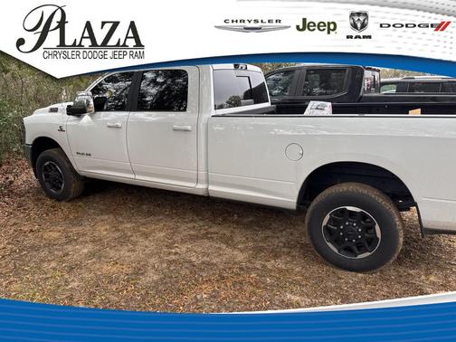 2025 RAM 3500 Laramie Crew Cab 4x4 8' Box