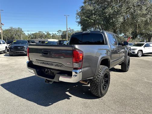 2018 Toyota Tacoma SR5