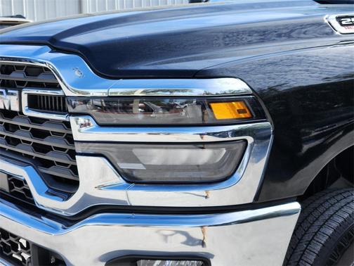 2025 RAM 2500 Big Horn Crew Cab 4x4 6'4' Box