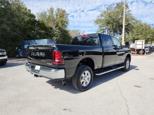 2025 RAM 2500 Big Horn Crew Cab 4x4 6'4' Box