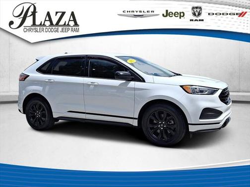 2022 Ford Edge SE