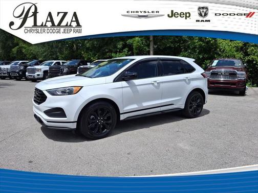 2022 Ford Edge SE