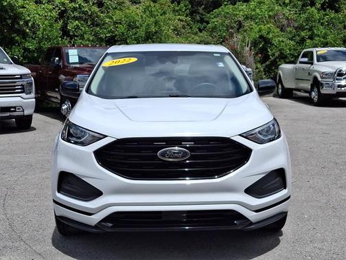 2022 Ford Edge SE