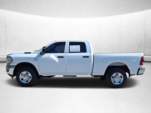 2024 RAM 2500 Tradesman Crew Cab 4x4 6'4' Box