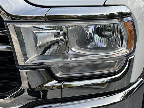 2023 RAM 2500 Big Horn Crew Cab 4x4 6'4' Box