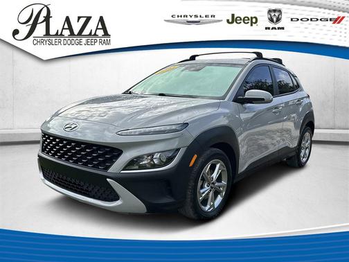 2022 Hyundai KONA SEL
