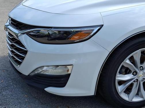 2021 Chevrolet Malibu FWD LT