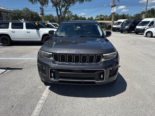 Gray Metallic 2021 Jeep Grand Cherokee L Overland