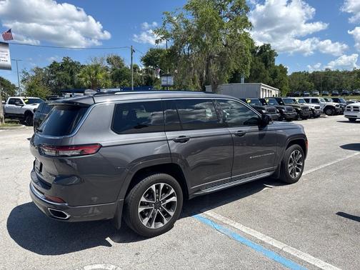 Gray Metallic 2021 Jeep Grand Cherokee L Overland