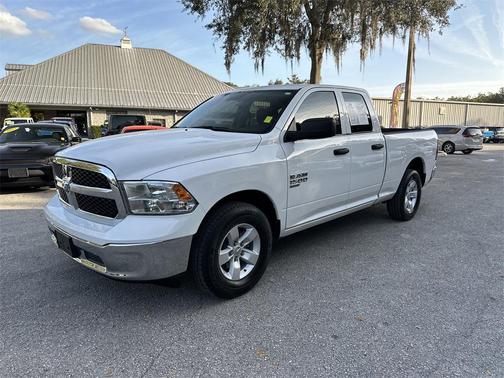 2024 RAM 1500 Classic SLT