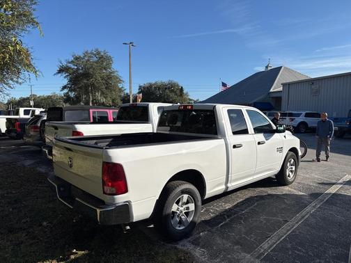 2024 RAM 1500 Classic SLT