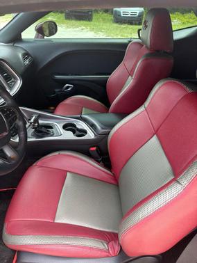 Octane Red Pearlcoat 2019 Dodge Challenger R/T