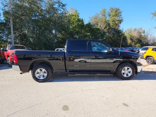 2021 RAM 1500 Classic SLT