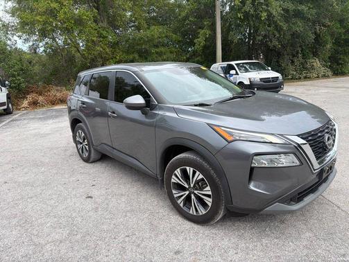 Gun Metallic 2022 Nissan Rogue SV